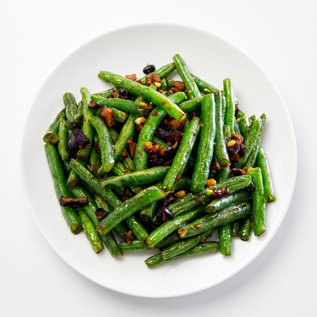 Green Beans in Shiitake Mushroom Sauce 冬菇四季豆.